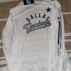 Women’s medium Nike Dallas Cowboys Long-sleeve shirt